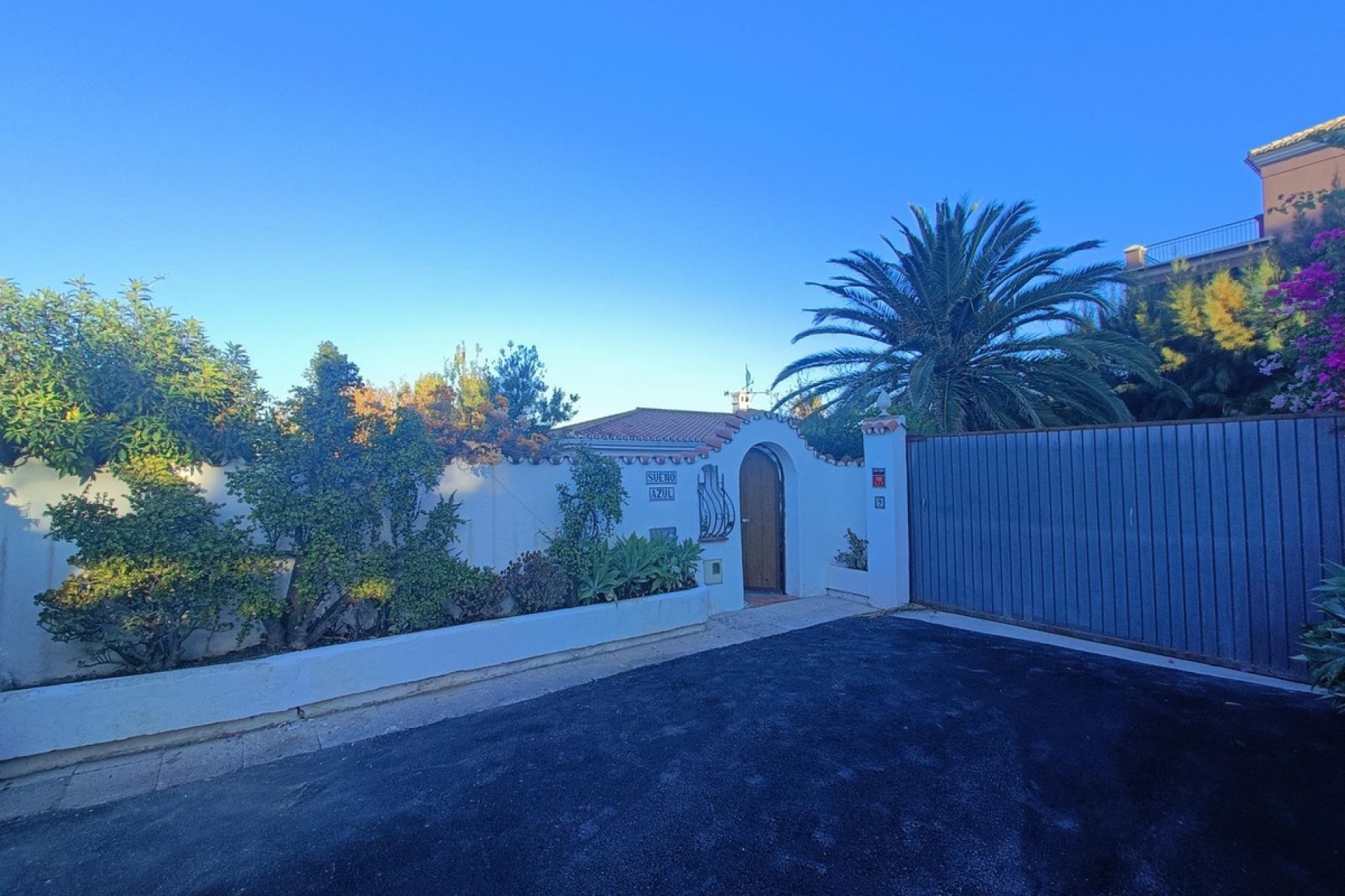 Resale - House - Detached Villa - Estepona - Estepona Centro