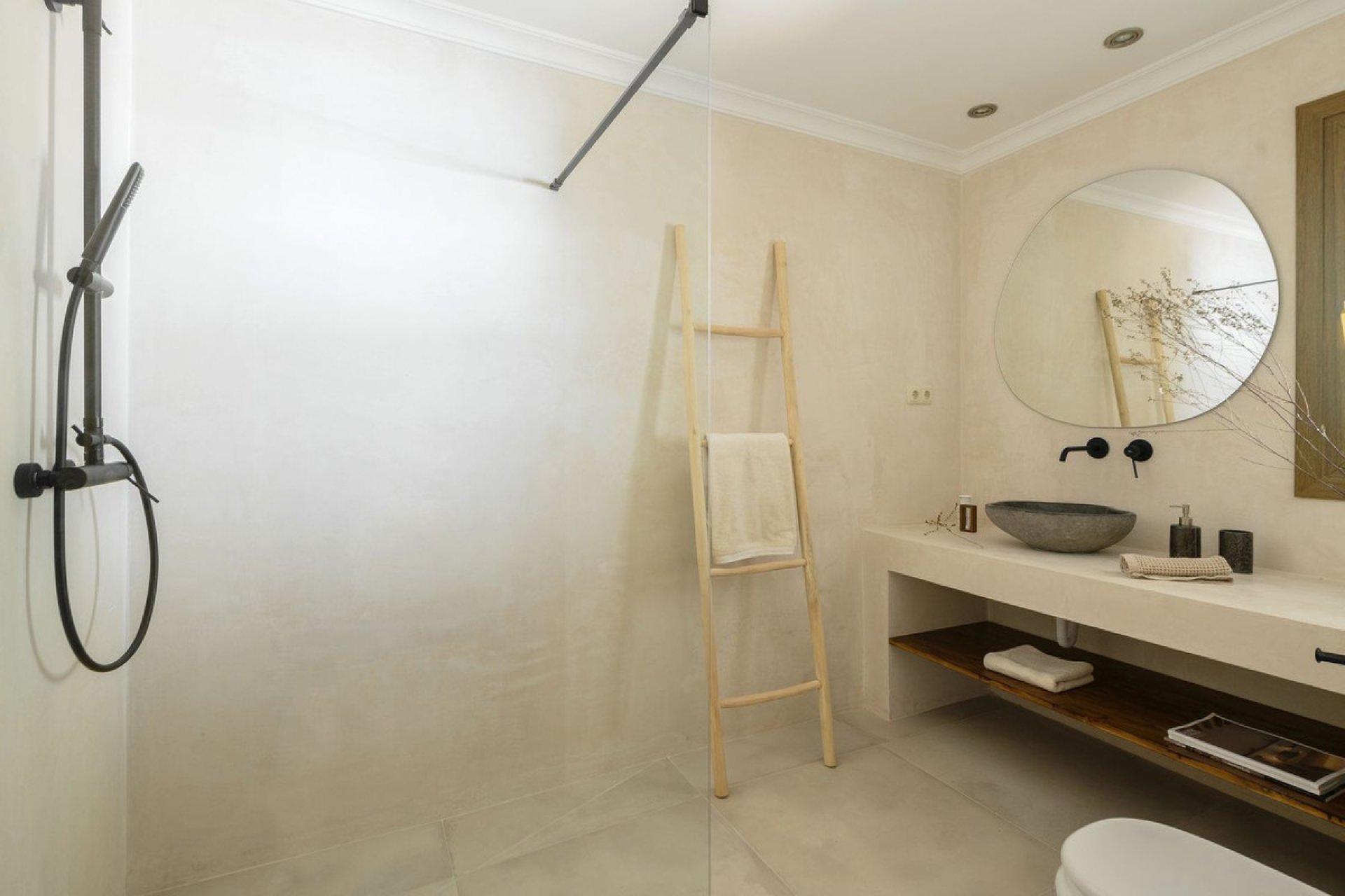 Resale - House - Detached Villa - Estepona - Estepona Centro