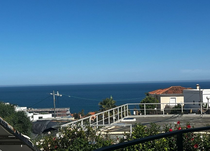 Resale - House - Detached Villa - Estepona - Estepona Centro