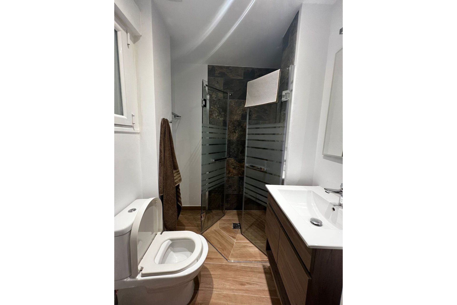 Resale - House - Detached Villa - Estepona - Estepona Centro