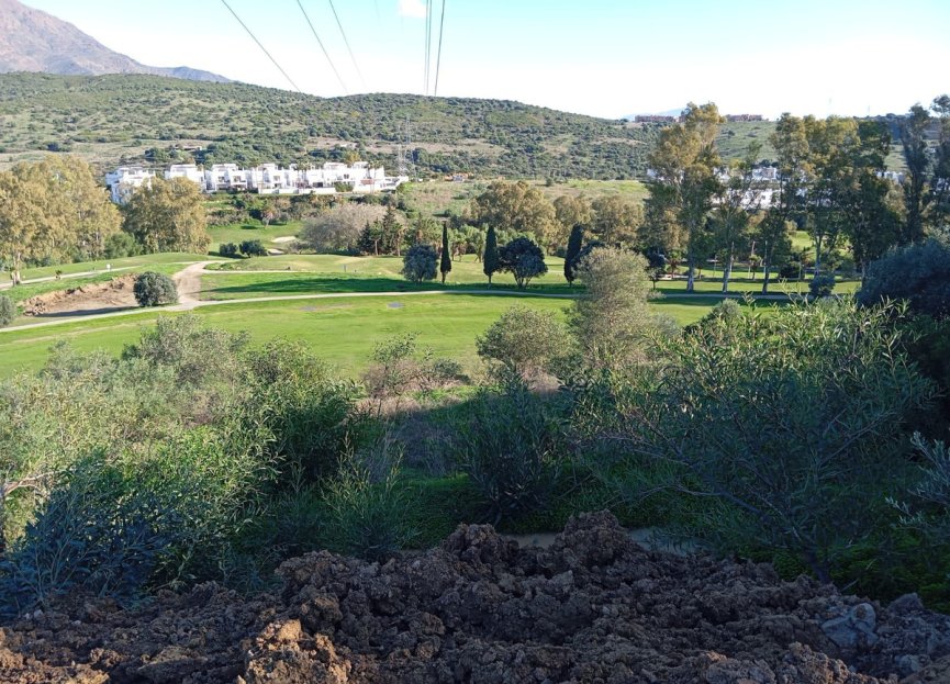 Resale - House - Detached Villa - Estepona - Estepona Centro