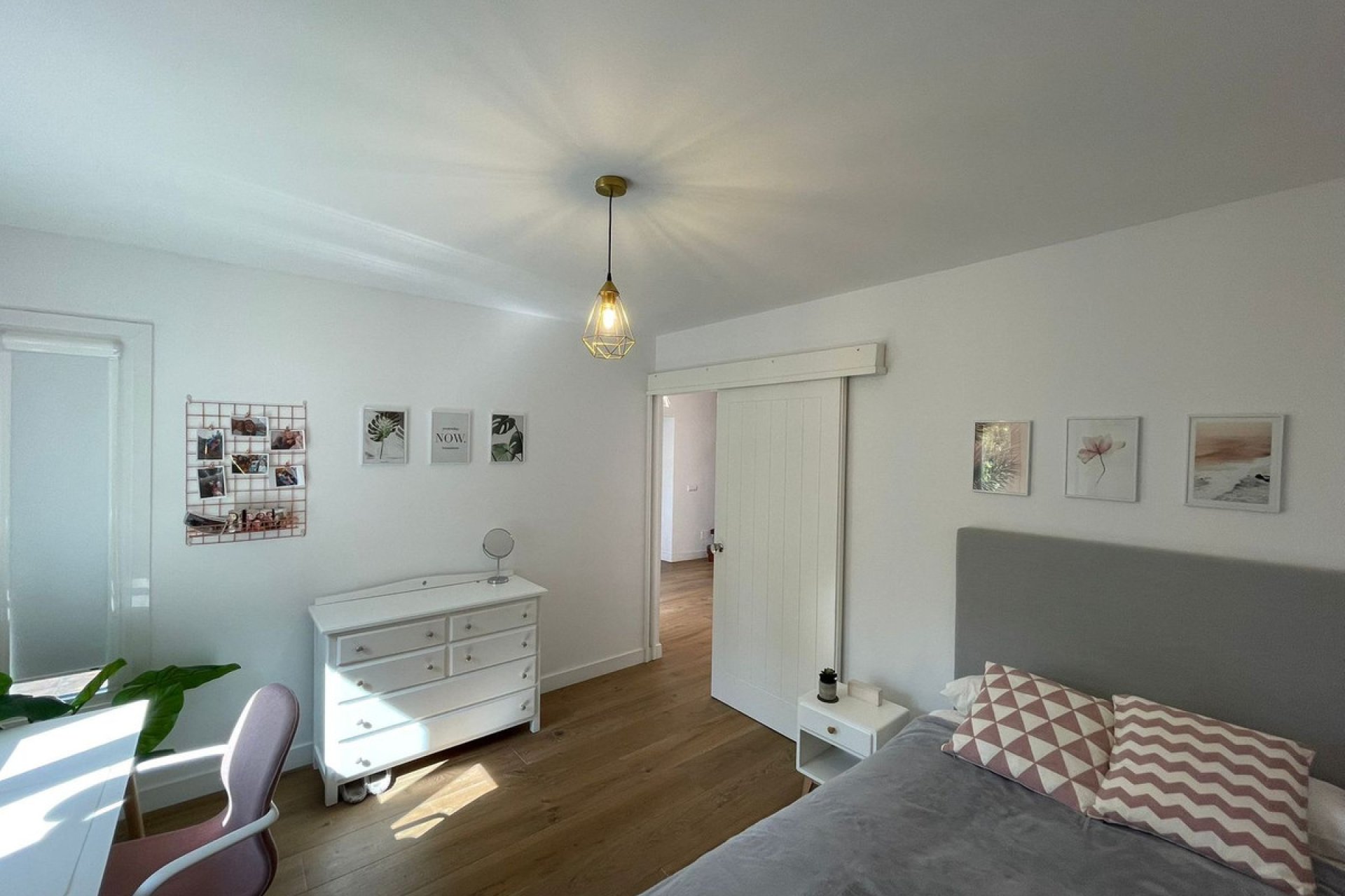 Resale - House - Detached Villa - Estepona - Estepona Centro