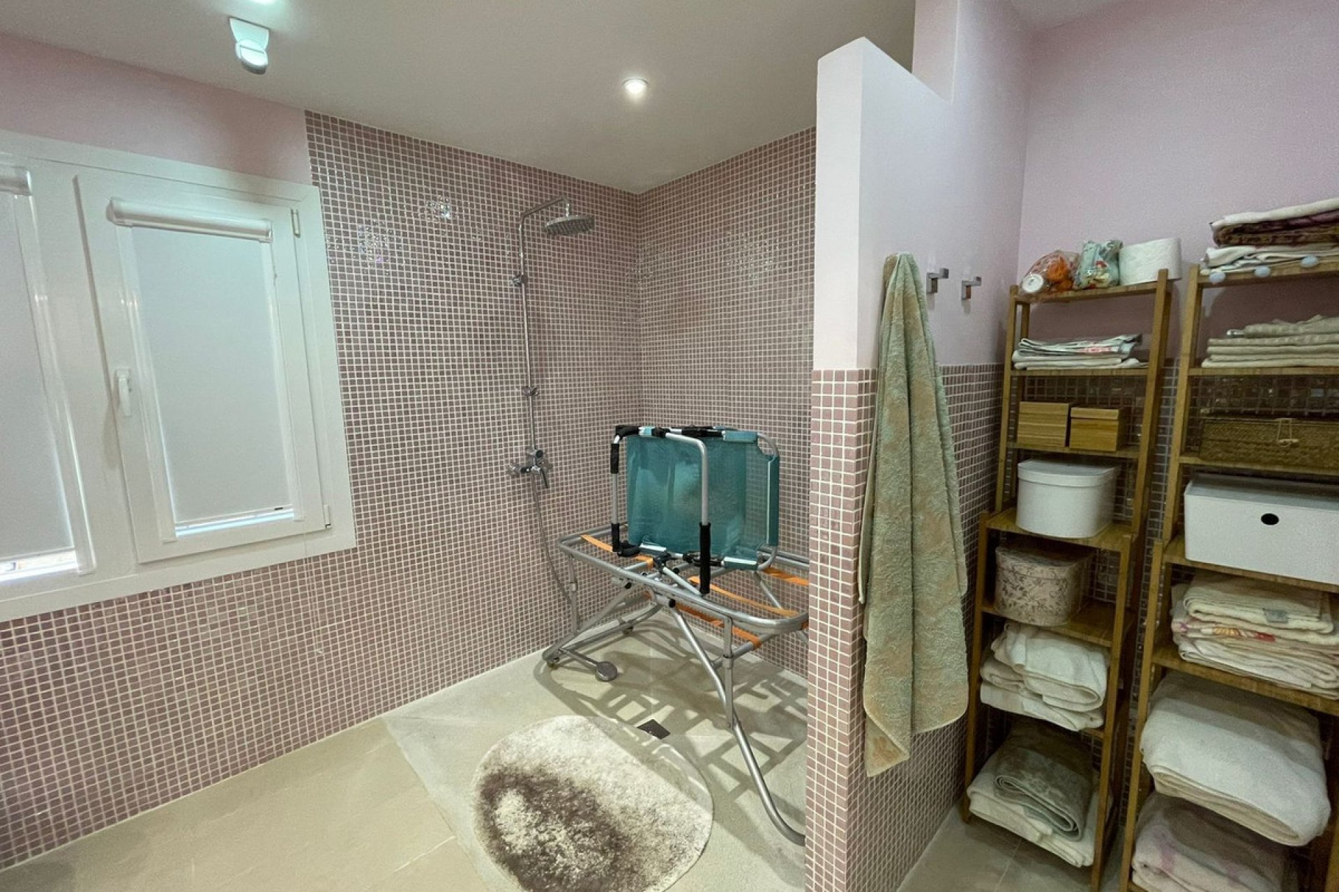 Resale - House - Detached Villa - Estepona - Estepona Centro