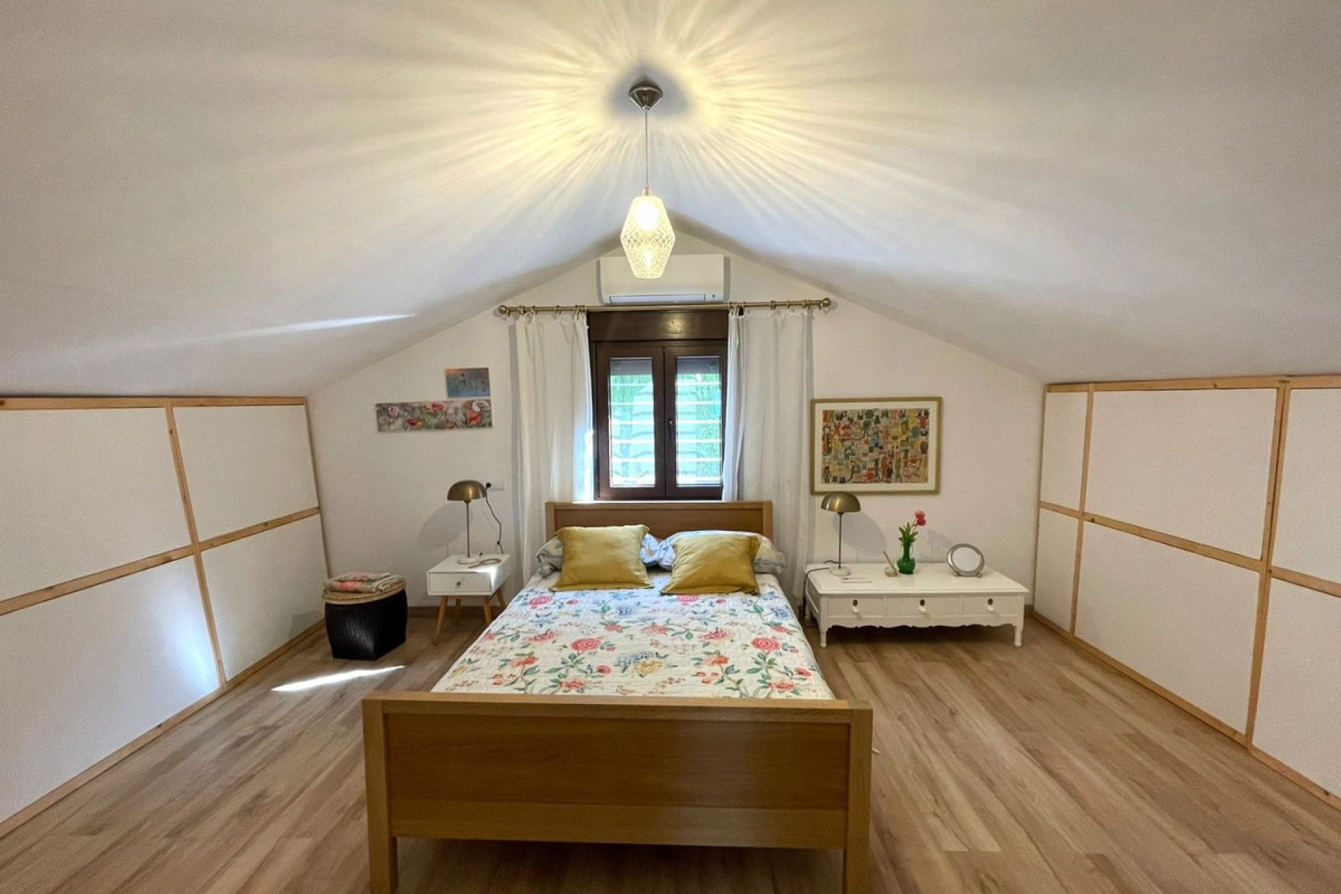 Resale - House - Detached Villa - Estepona - Estepona Centro