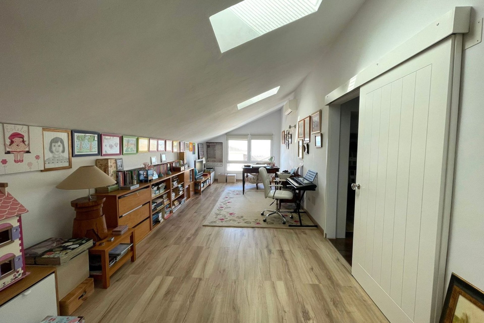 Resale - House - Detached Villa - Estepona - Estepona Centro