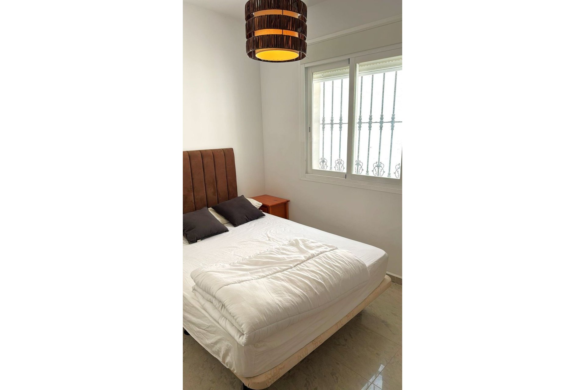 Resale - House - Detached Villa - Estepona - Estepona Centro