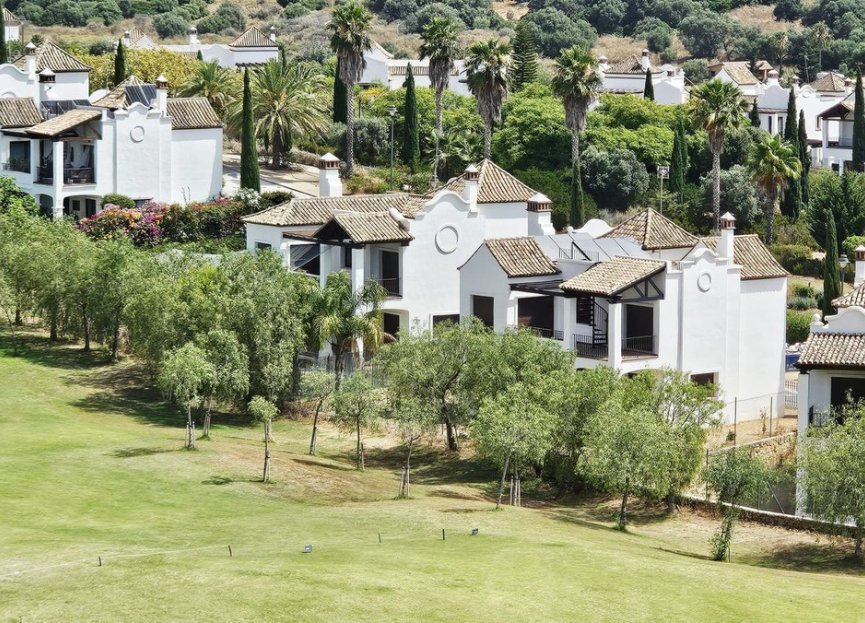 Resale - House - Detached Villa - Estepona - Estepona Centro