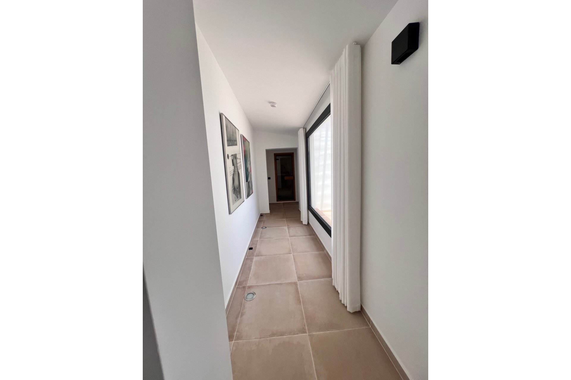 Resale - House - Detached Villa - Estepona - Estepona Centro