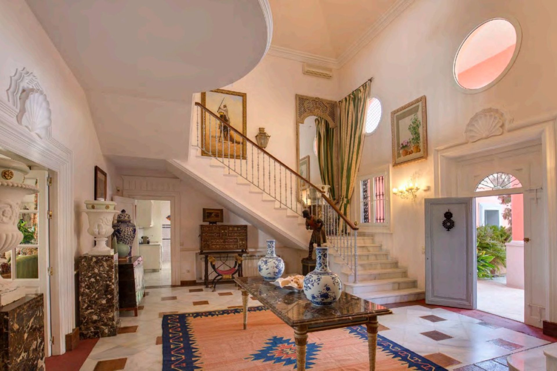 Resale - House - Detached Villa - Estepona - New Golden Mile