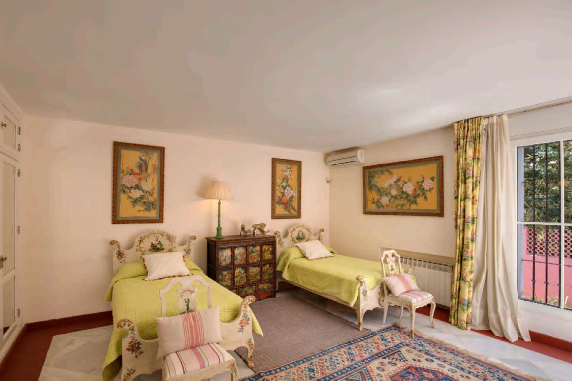 Resale - House - Detached Villa - Estepona - New Golden Mile