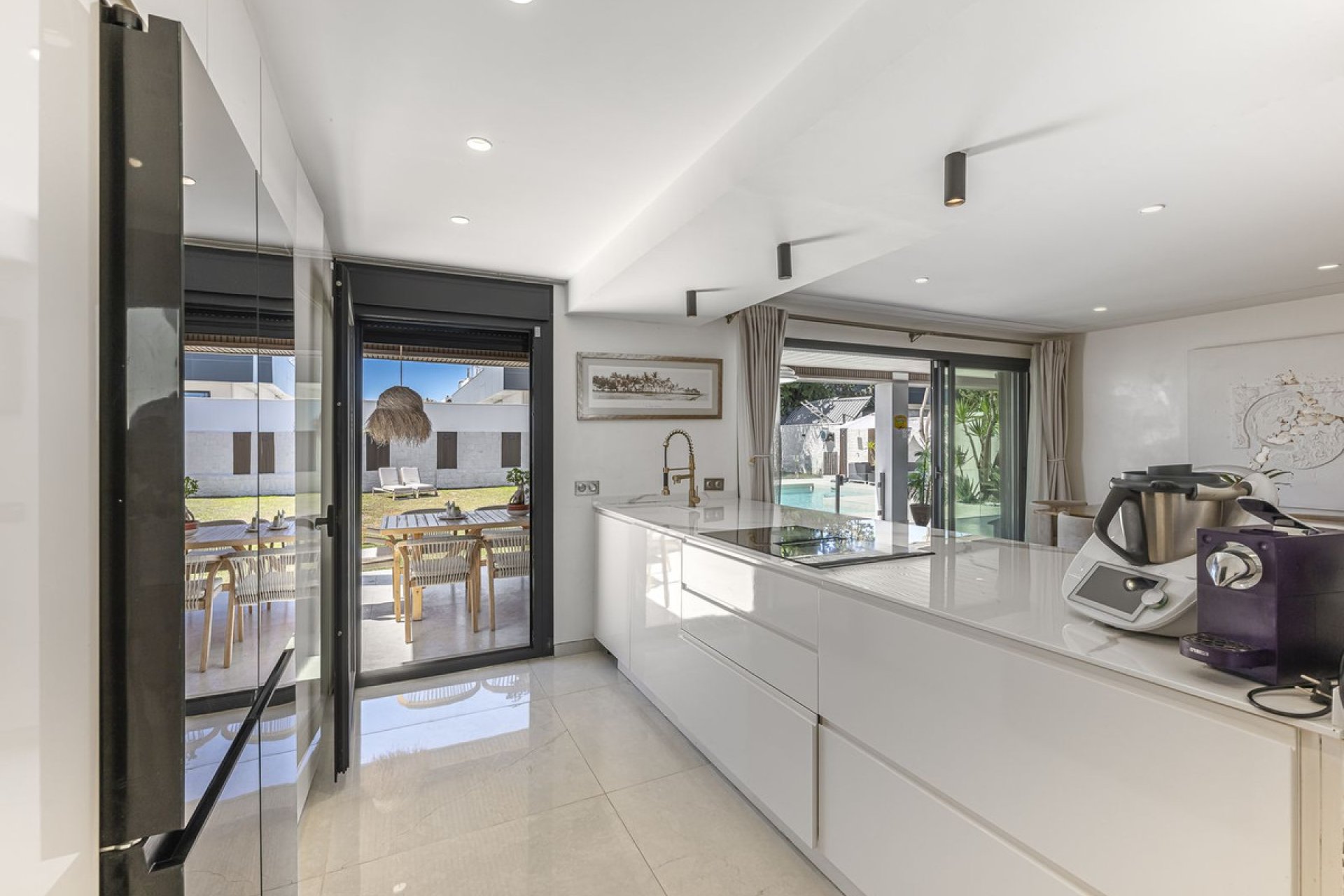 Resale - House - Detached Villa - Estepona - New Golden Mile