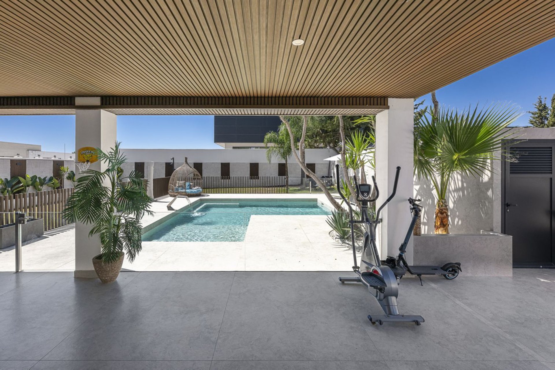 Resale - House - Detached Villa - Estepona - New Golden Mile