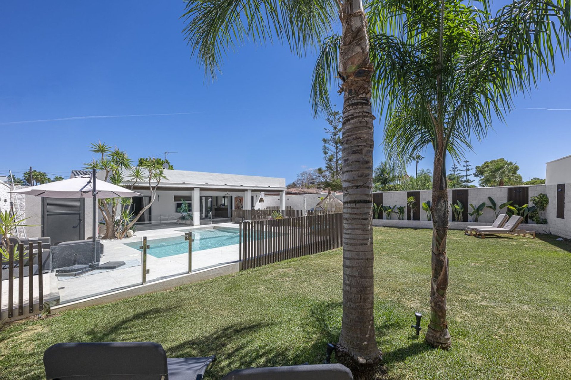 Resale - House - Detached Villa - Estepona - New Golden Mile