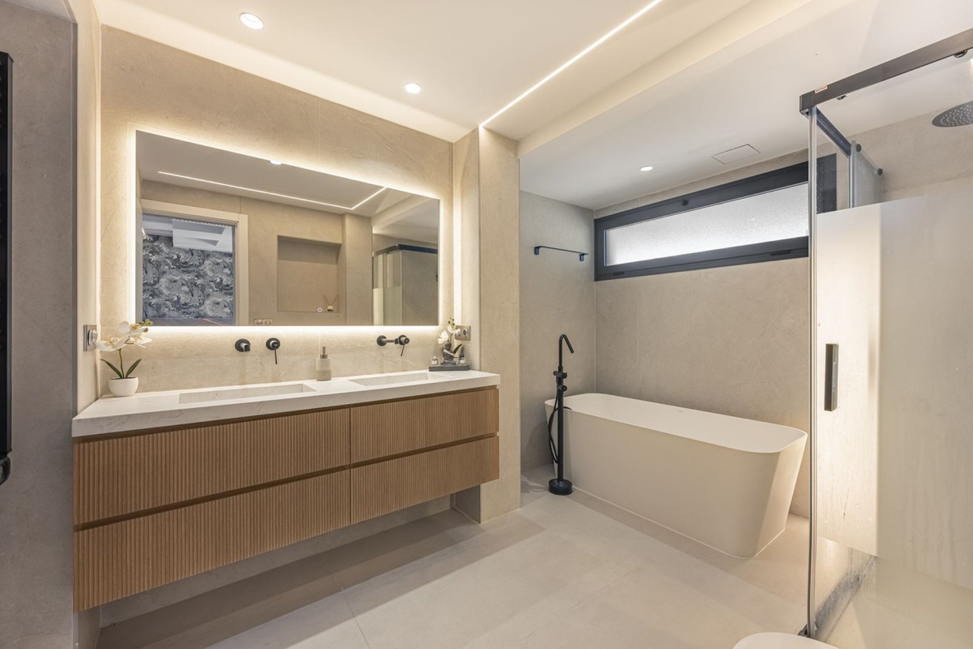 Resale - House - Detached Villa - Estepona - New Golden Mile