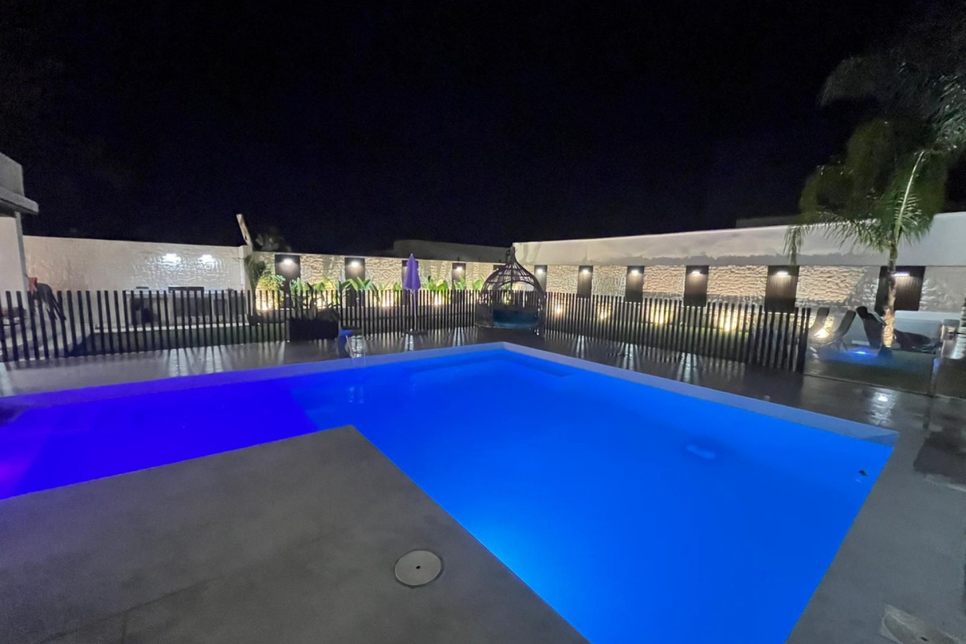 Resale - House - Detached Villa - Estepona - New Golden Mile