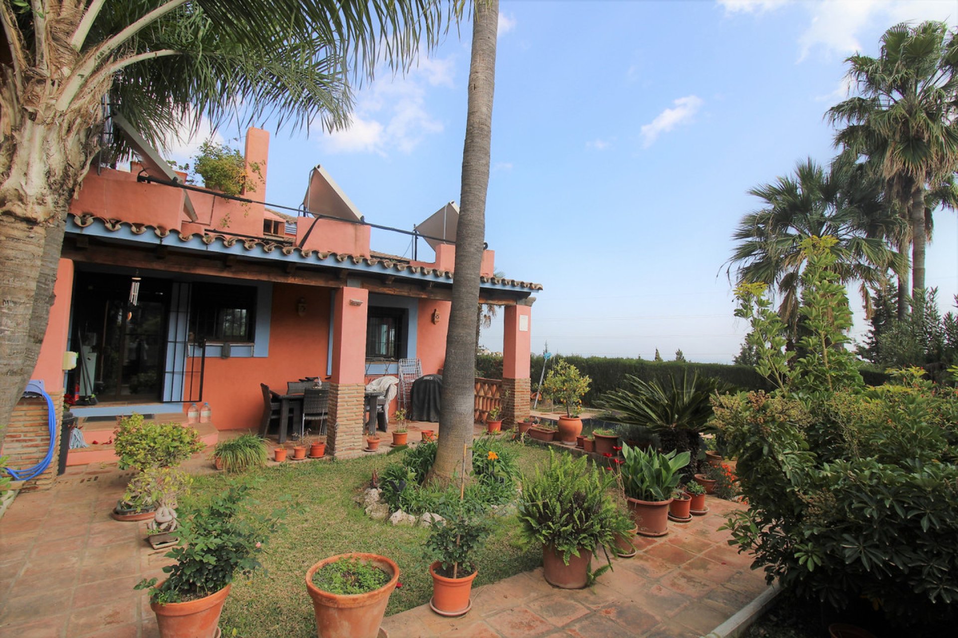 Resale - House - Detached Villa - Estepona - New Golden Mile