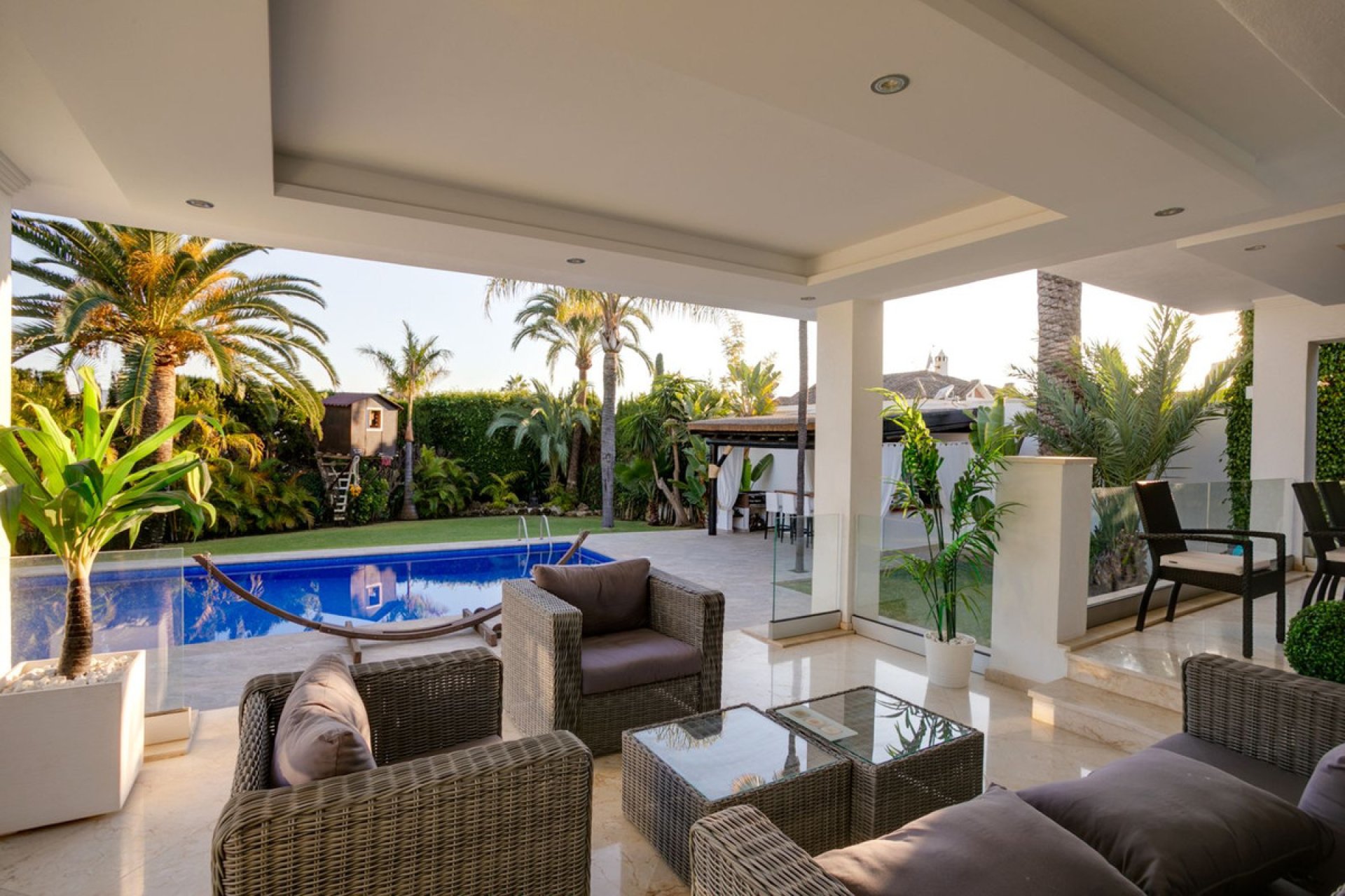 Resale - House - Detached Villa - Estepona - New Golden Mile