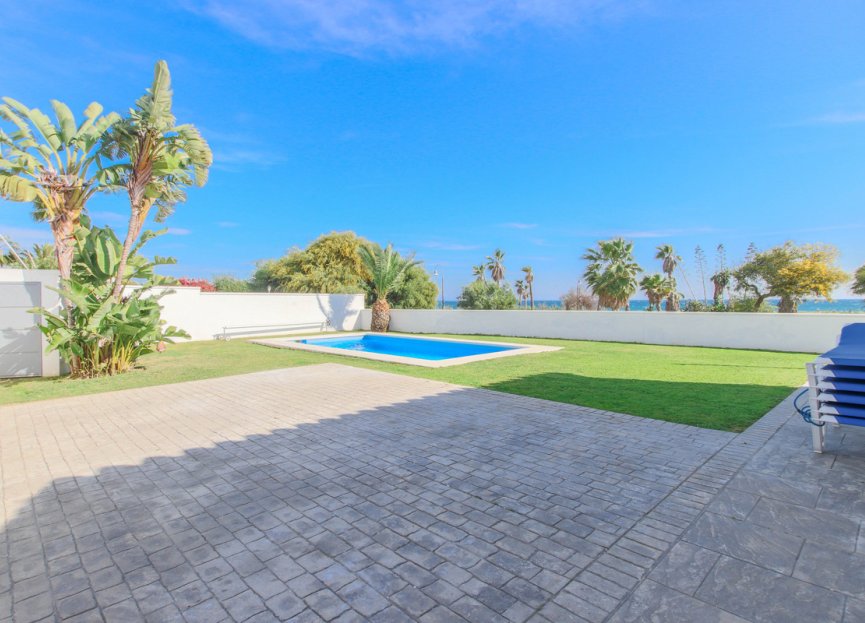 Resale - House - Detached Villa - Estepona - New Golden Mile