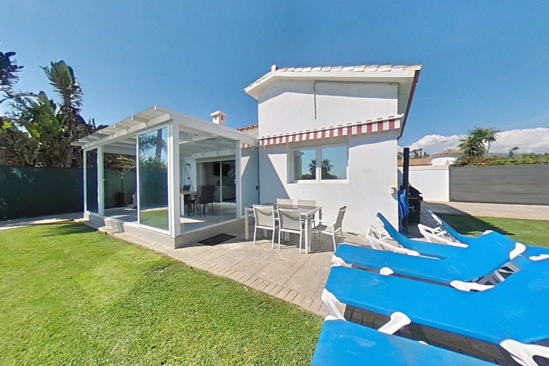 Resale - House - Detached Villa - Estepona - New Golden Mile