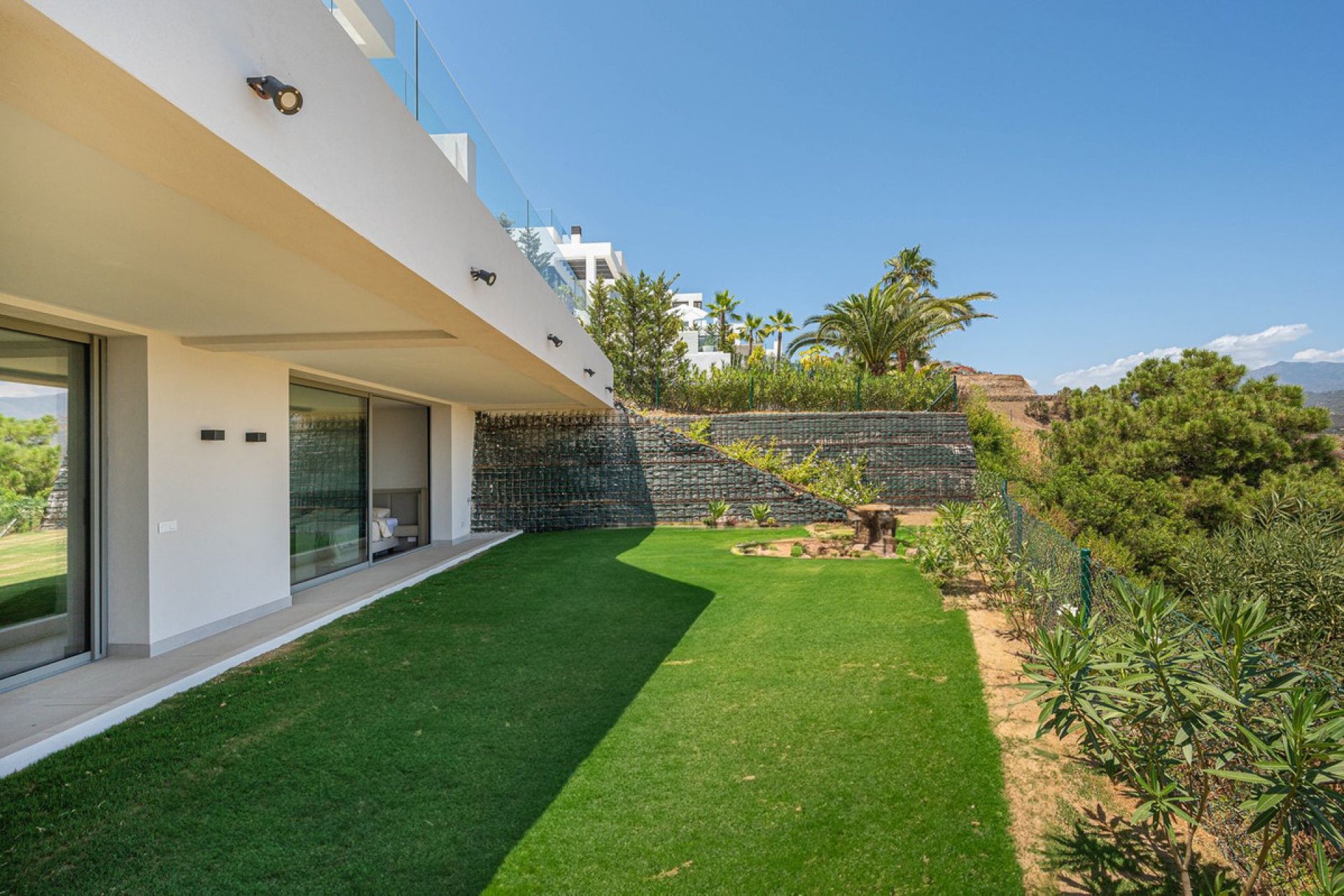 Resale - House - Detached Villa - Estepona - New Golden Mile