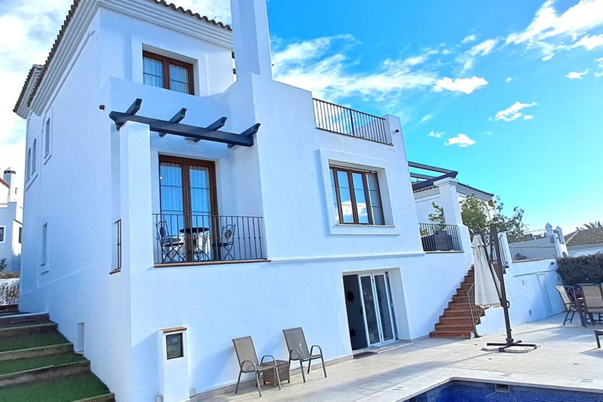 Resale - House - Detached Villa - Estepona - New Golden Mile