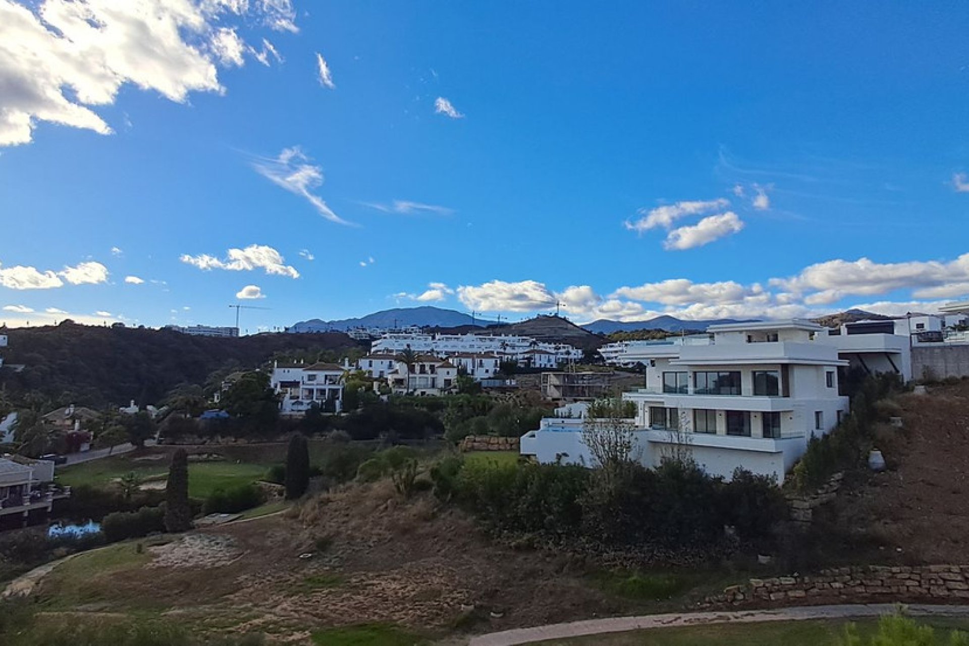 Resale - House - Detached Villa - Estepona - New Golden Mile