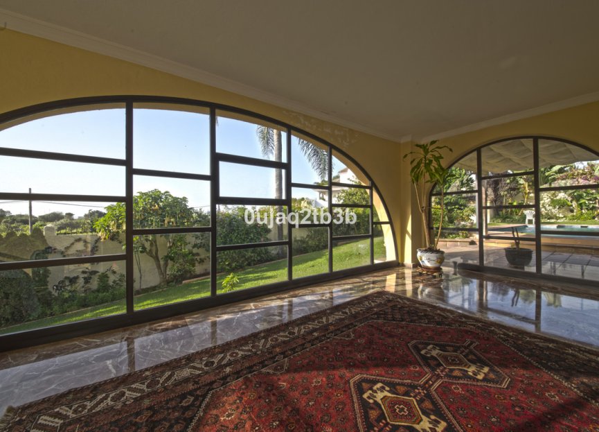 Resale - House - Detached Villa - Estepona - New Golden Mile