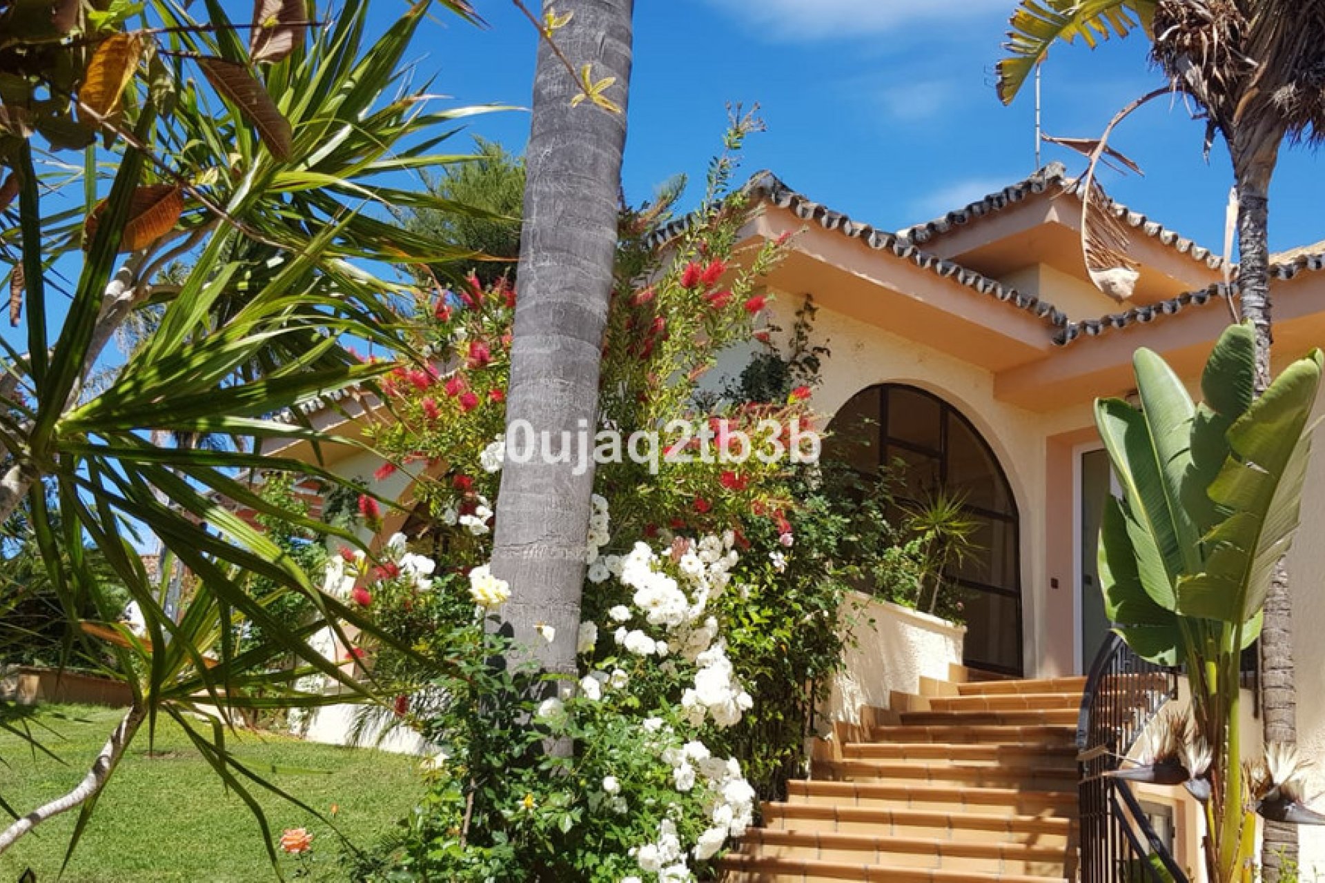 Resale - House - Detached Villa - Estepona - New Golden Mile