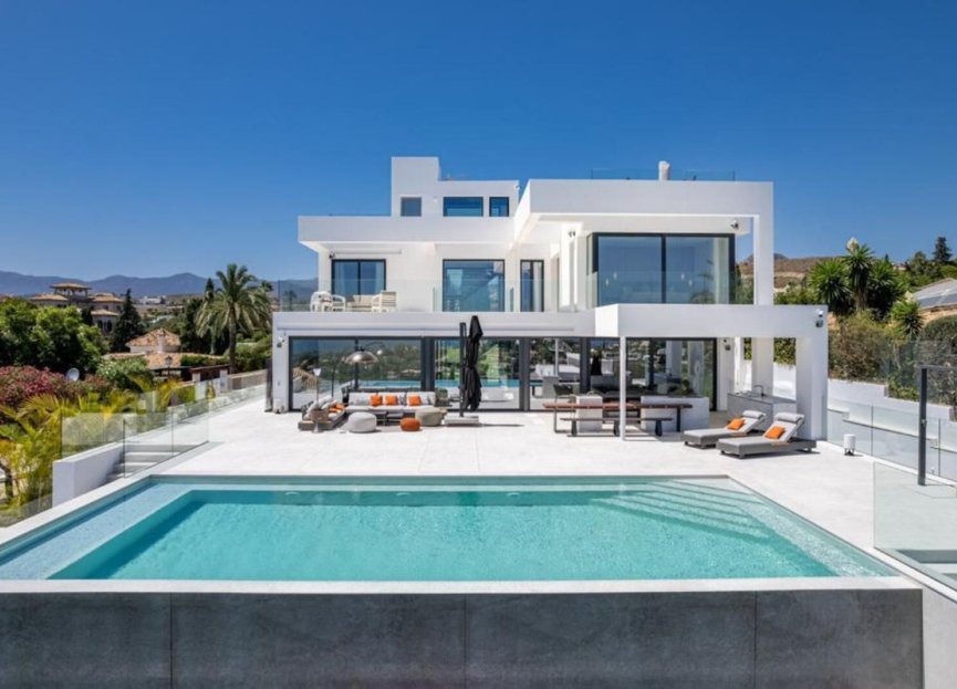 Resale - House - Detached Villa - Estepona - New Golden Mile