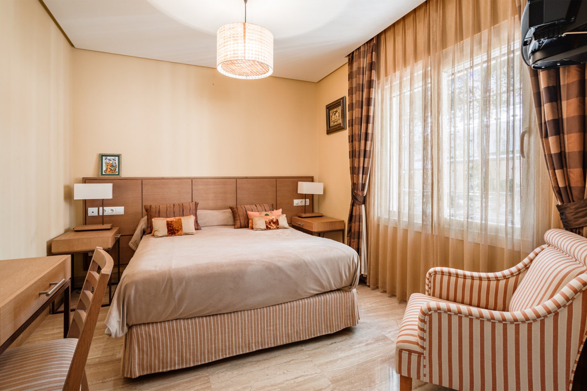 Resale - House - Detached Villa - Estepona - New Golden Mile