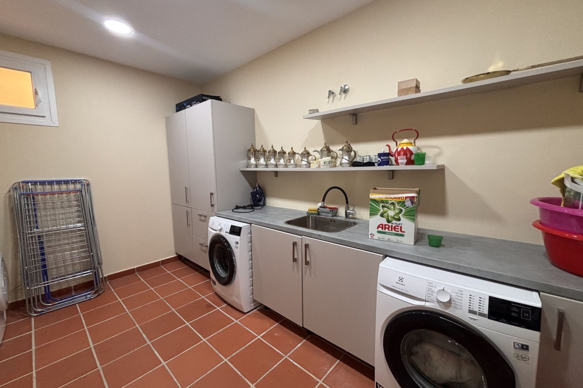 Resale - House - Detached Villa - Estepona - Selwo