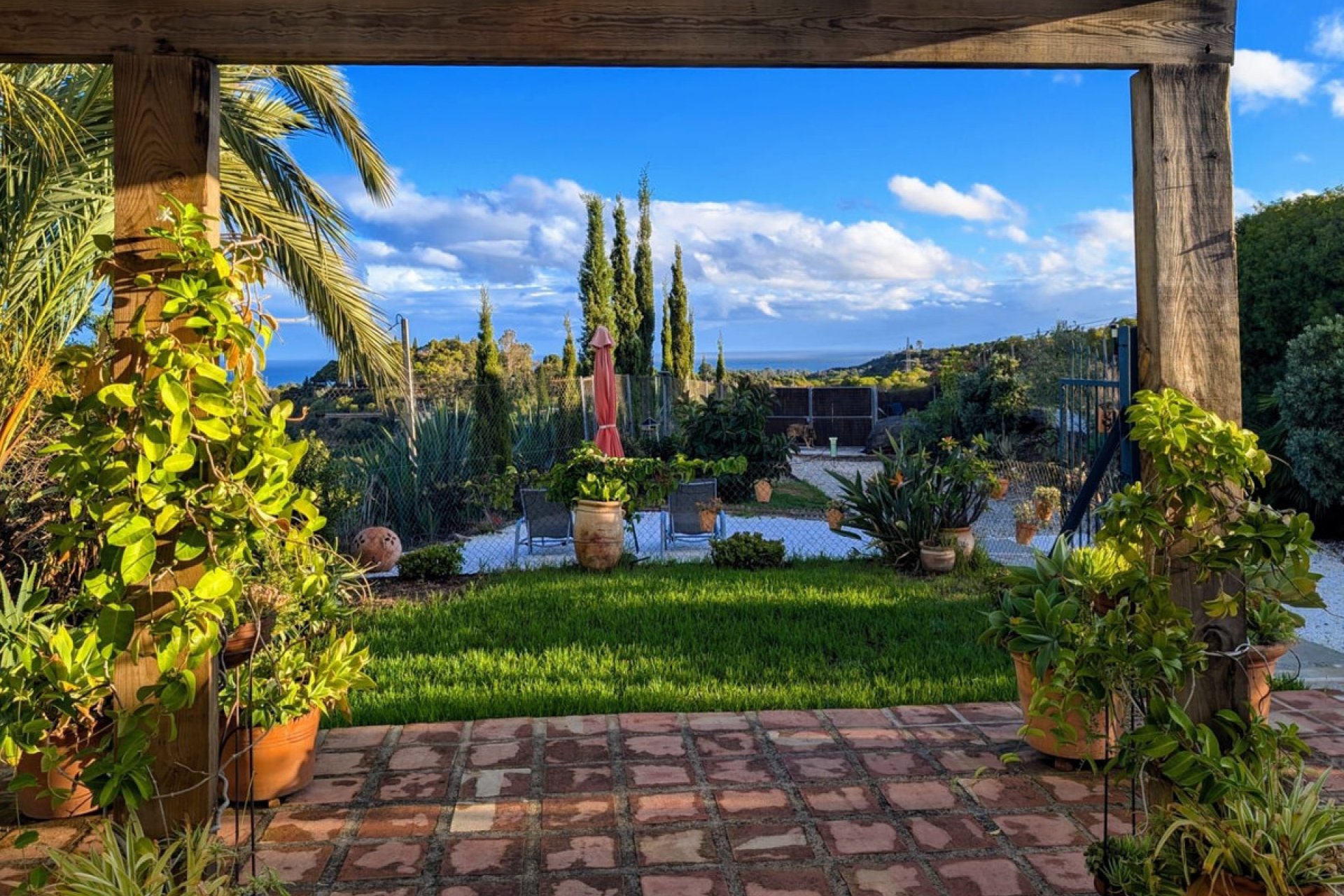 Resale - House - Detached Villa - Estepona - Selwo