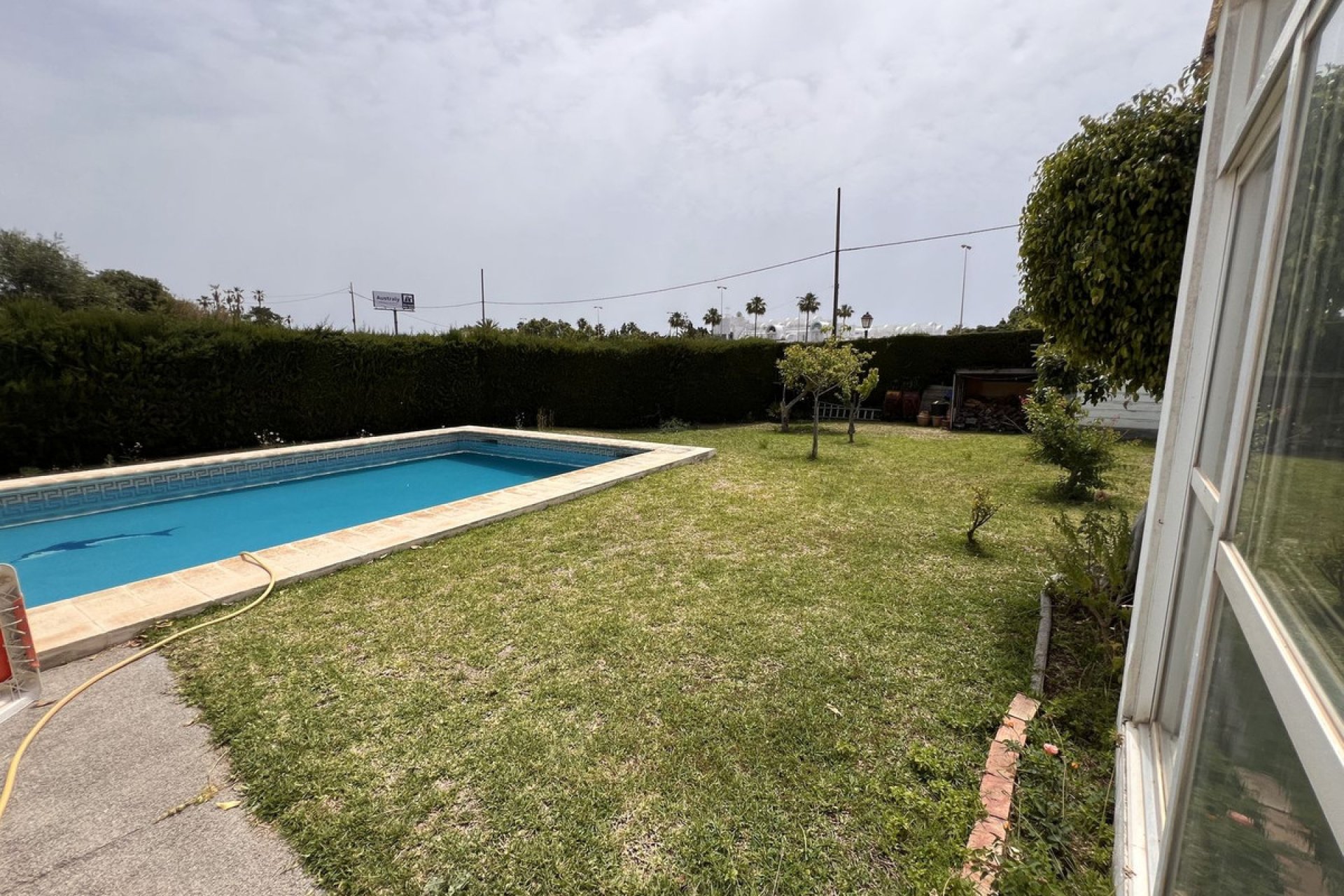 Resale - House - Detached Villa - Estepona - Selwo