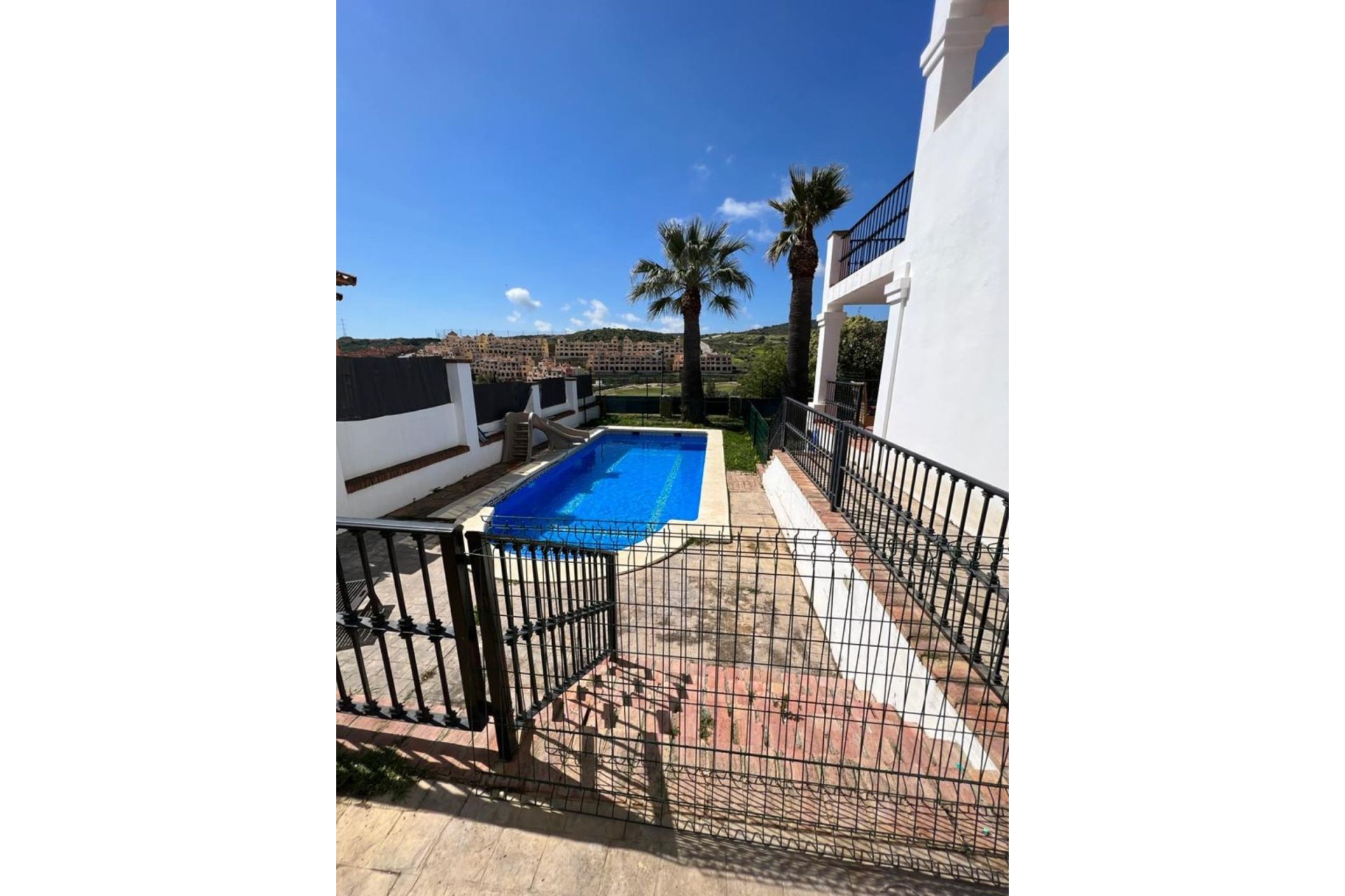 Resale - House - Detached Villa - Estepona - Valle Romano