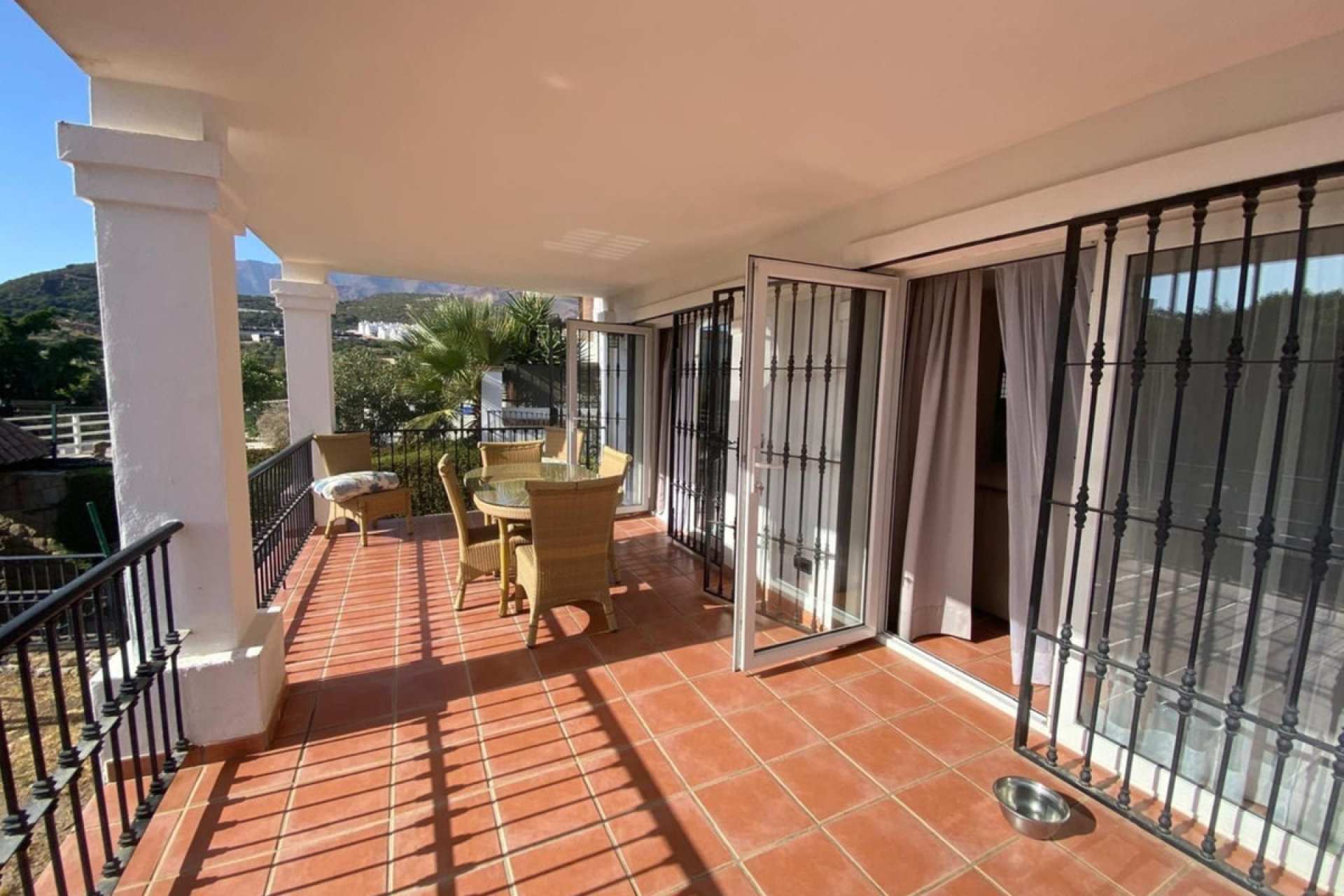 Resale - House - Detached Villa - Estepona - Valle Romano