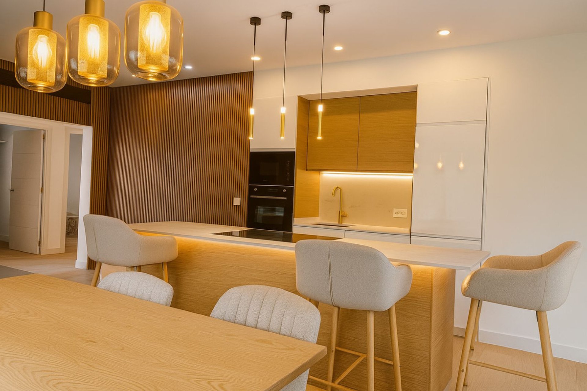 Resale - House - Detached Villa - Fuengirola - Fuengirola Centro