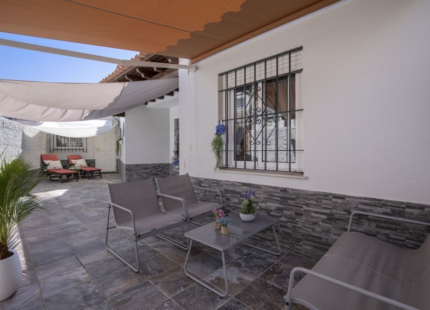Resale - House - Detached Villa - Fuengirola - Fuengirola Centro