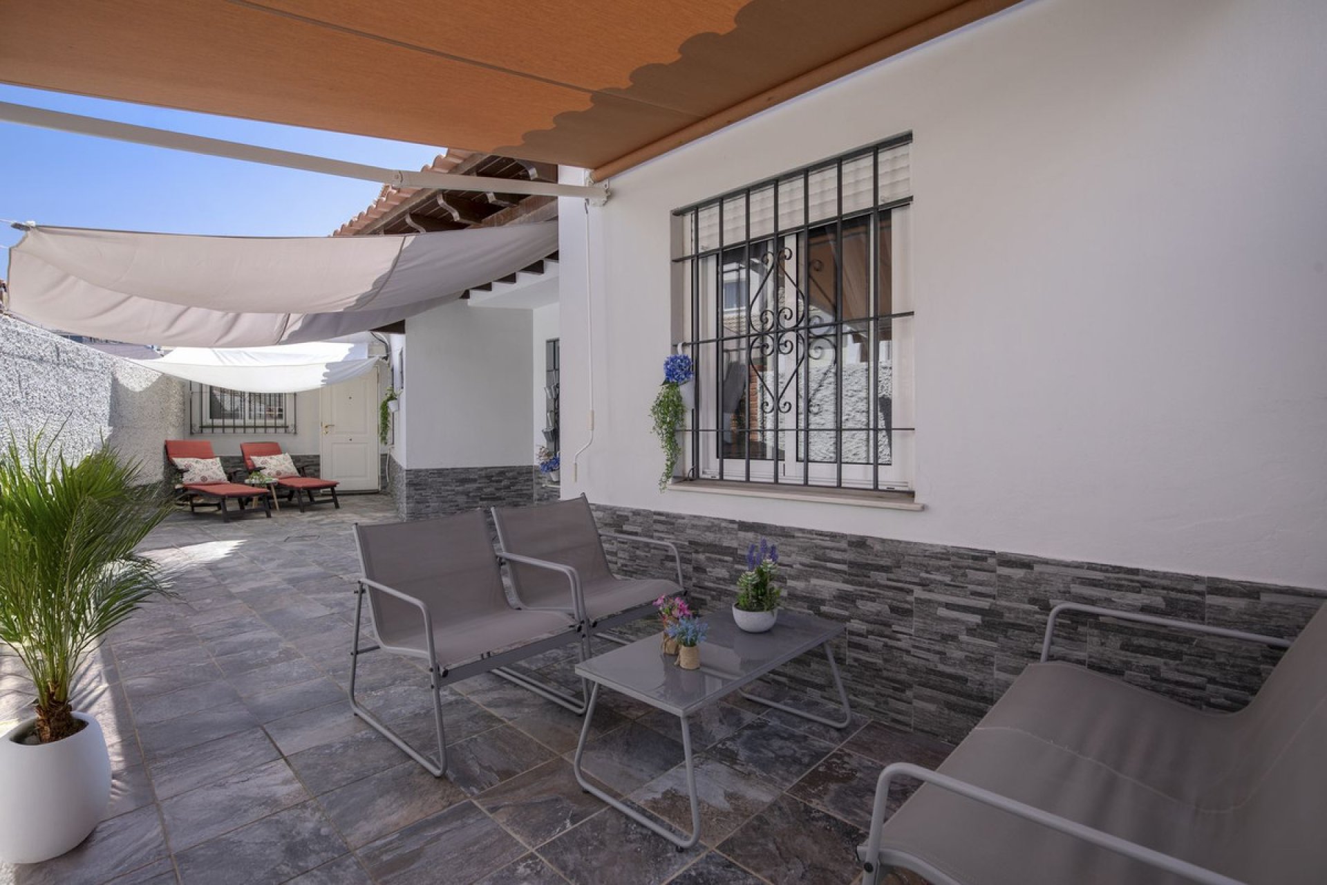 Resale - House - Detached Villa - Fuengirola - Fuengirola Centro