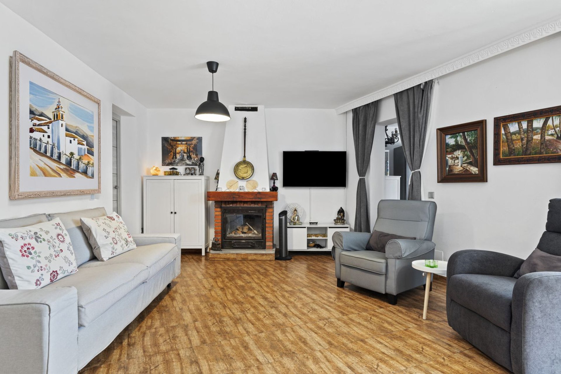 Resale - House - Detached Villa - Fuengirola - Fuengirola Centro