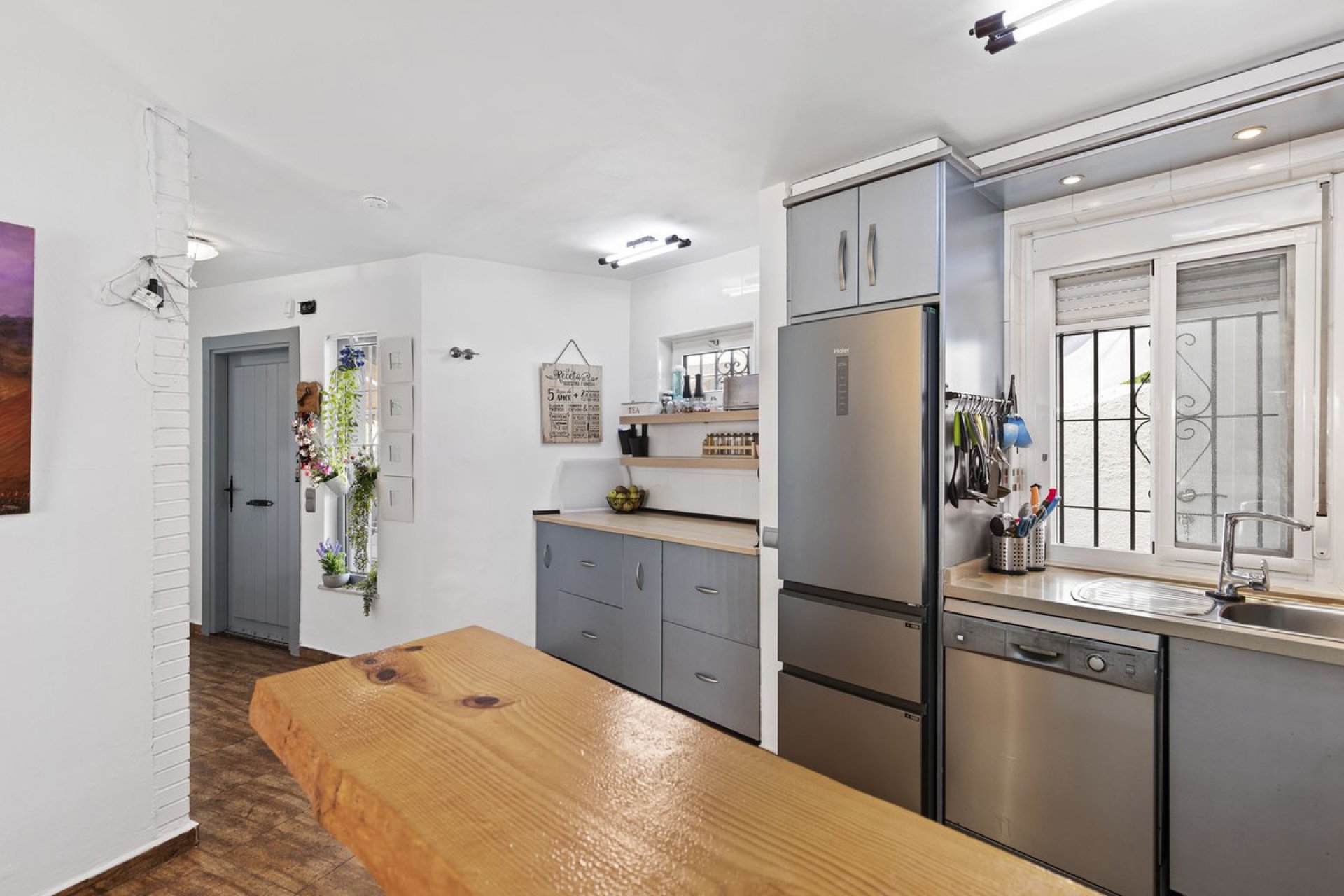 Resale - House - Detached Villa - Fuengirola - Fuengirola Centro