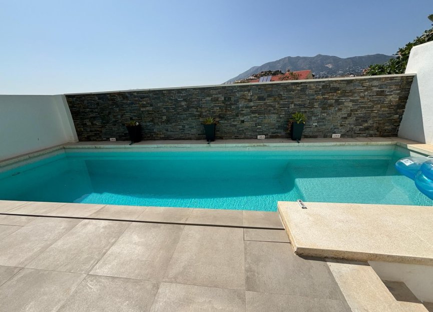 Resale - House - Detached Villa - Fuengirola - Fuengirola Centro