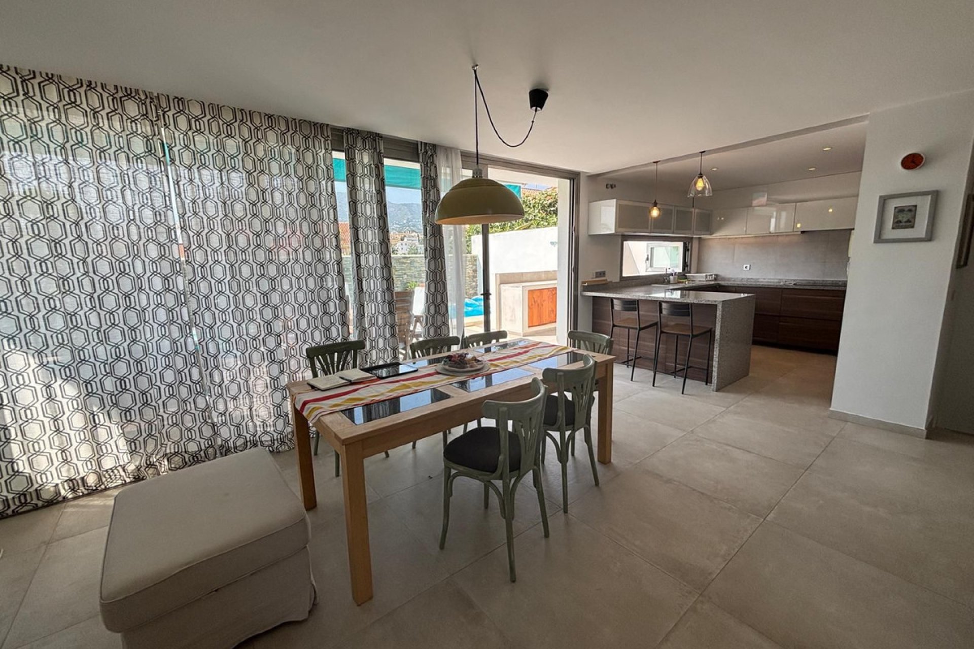 Resale - House - Detached Villa - Fuengirola - Fuengirola Centro