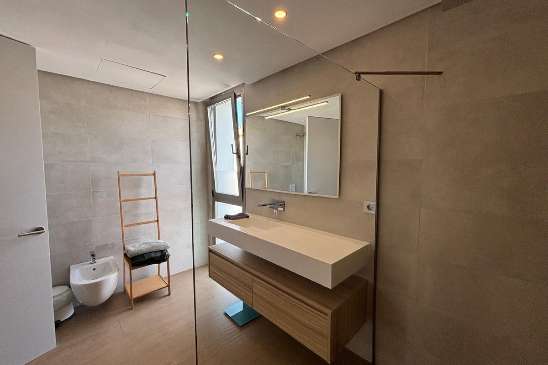 Resale - House - Detached Villa - Fuengirola - Fuengirola Centro