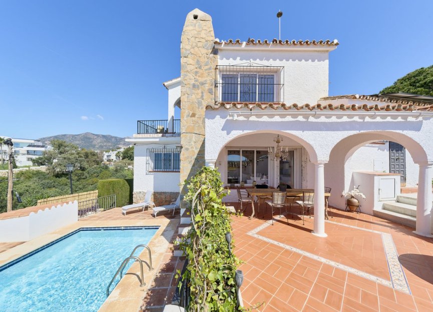 Resale - House - Detached Villa - Fuengirola - Fuengirola Centro
