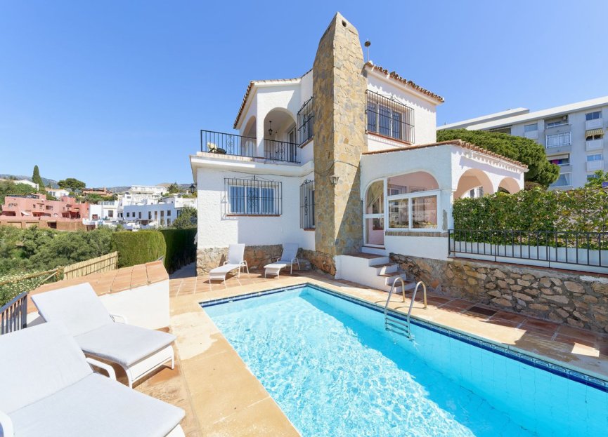 Resale - House - Detached Villa - Fuengirola - Fuengirola Centro