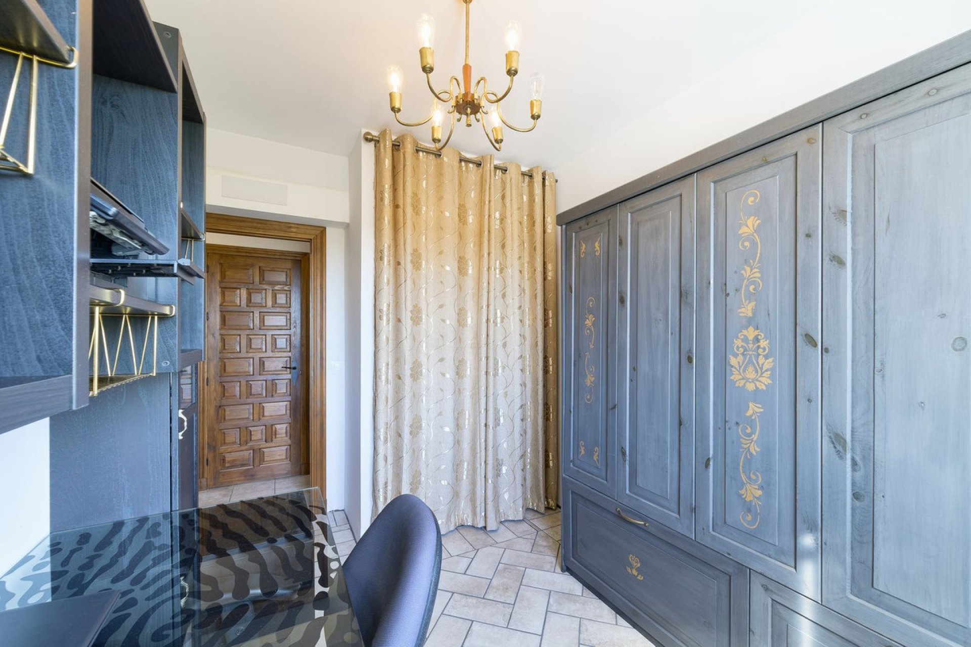 Resale - House - Detached Villa - Fuengirola - Fuengirola Centro