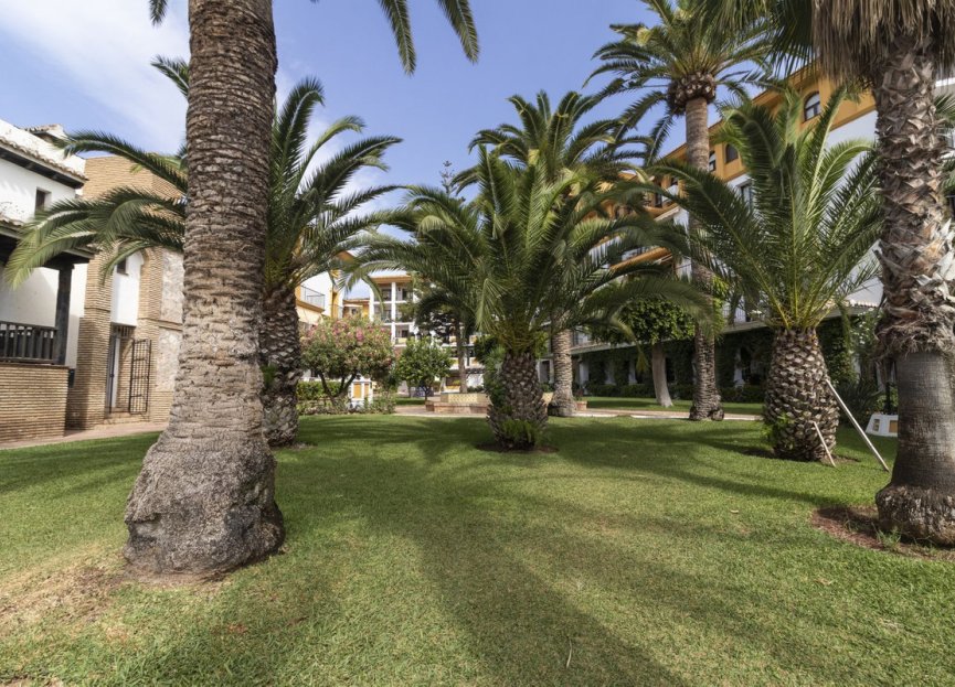 Resale - House - Detached Villa - Fuengirola - Fuengirola Centro