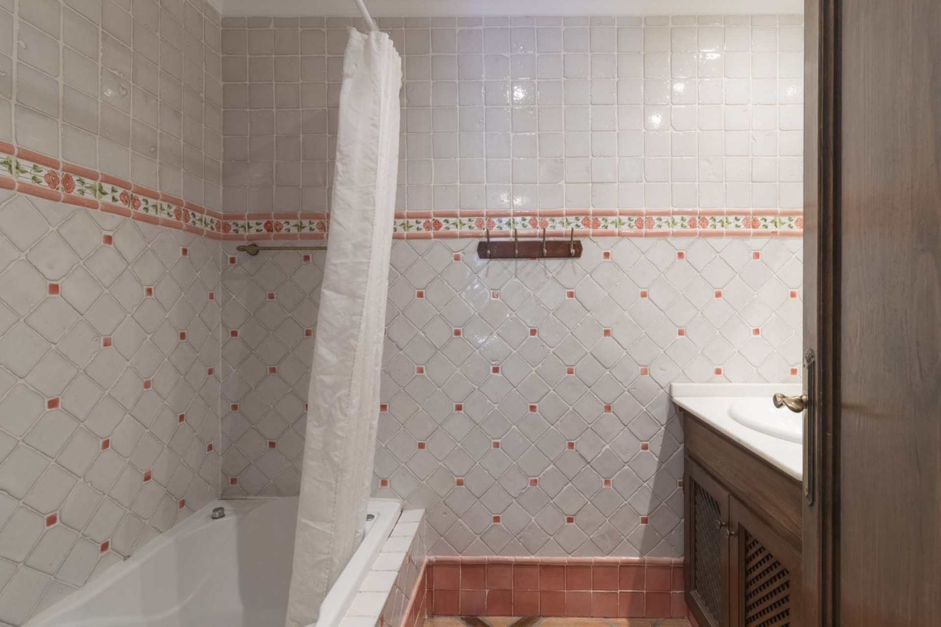 Resale - House - Detached Villa - Fuengirola - Fuengirola Centro