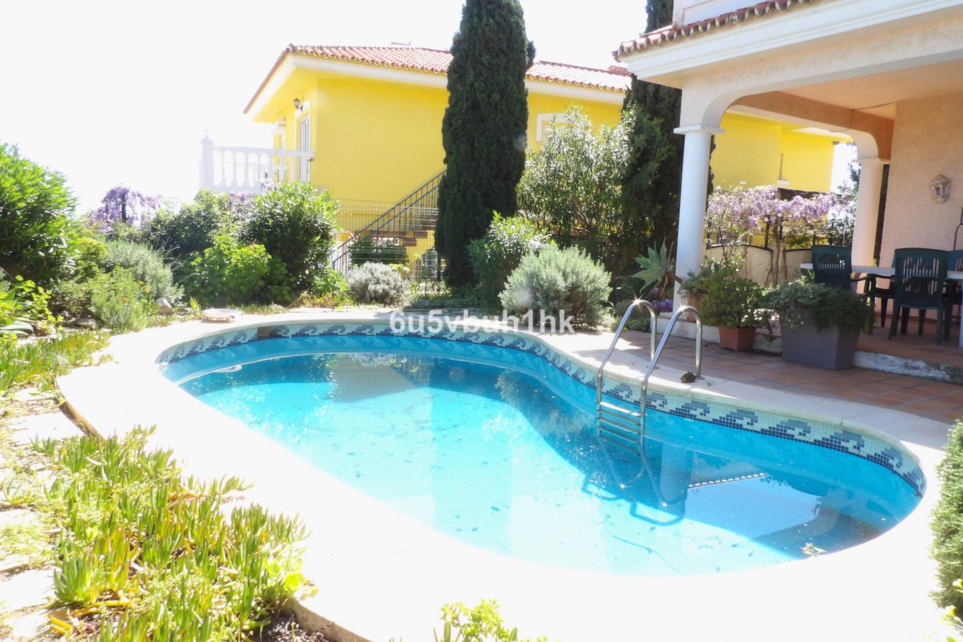 Resale - House - Detached Villa - Fuengirola - Fuengirola Centro