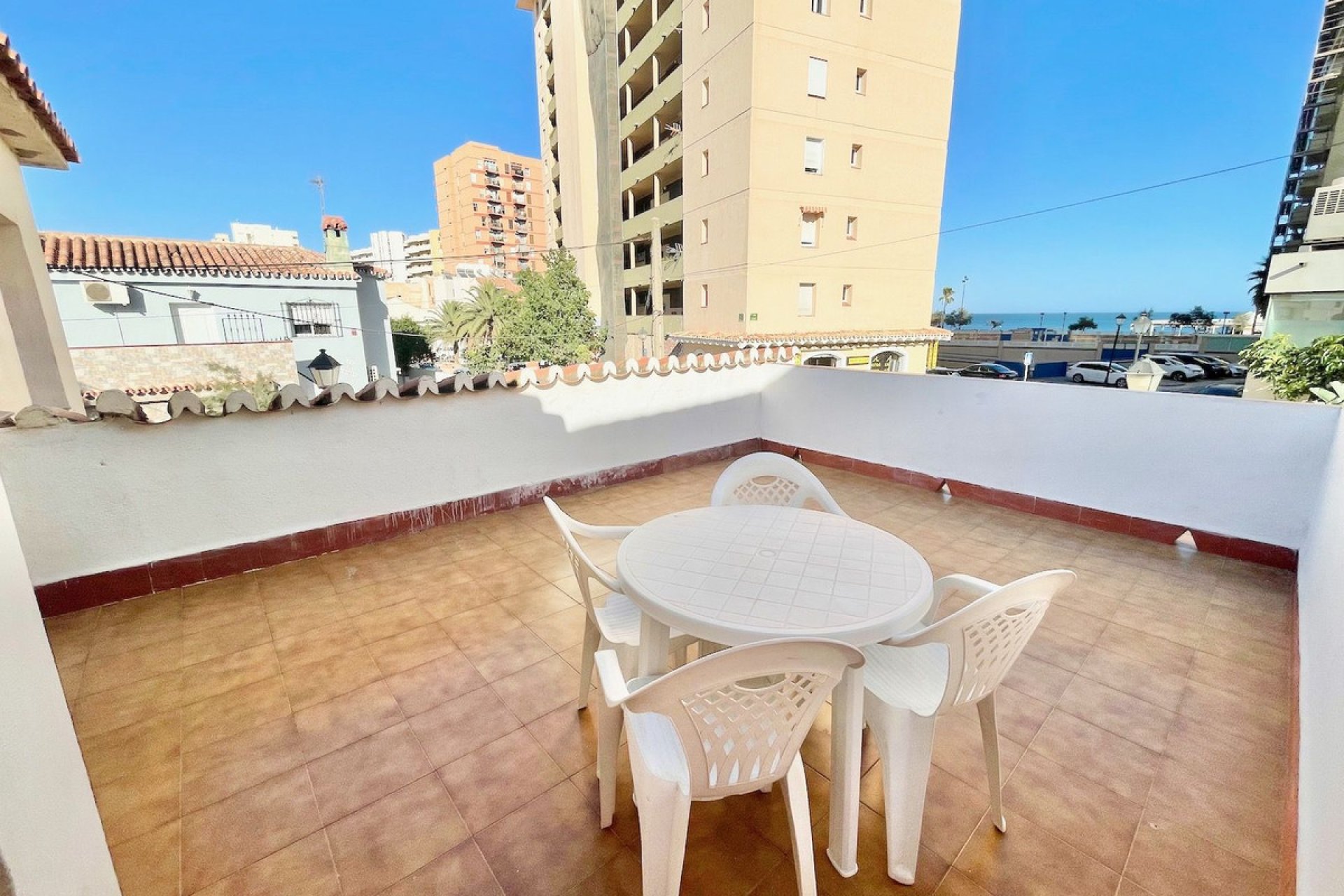 Resale - House - Detached Villa - Fuengirola - Fuengirola Centro